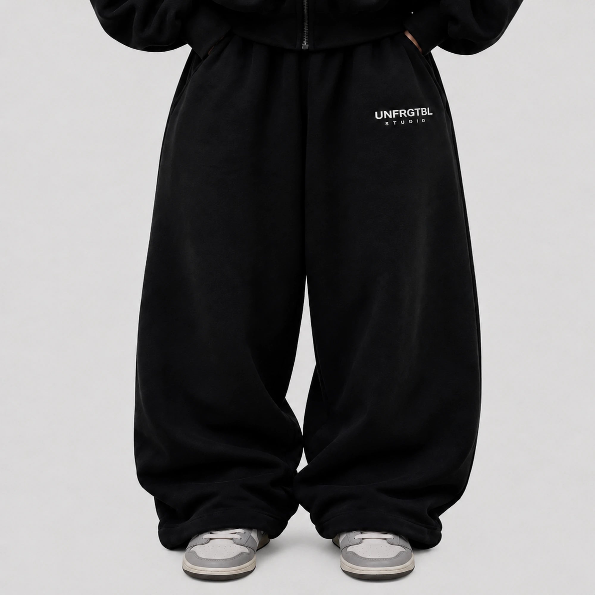 UNFRGTBL sweatpants